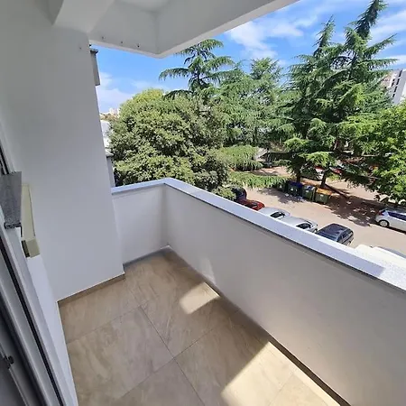 Apartment Mira Zadar