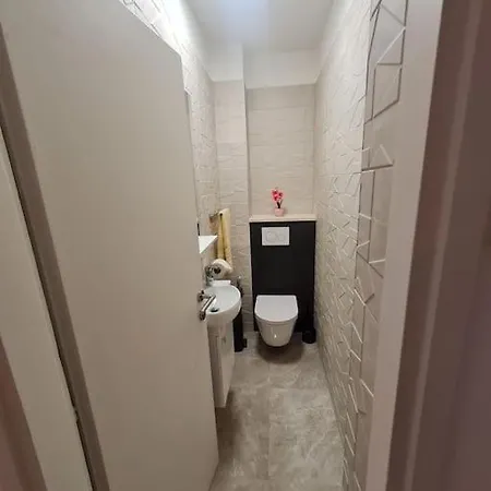 Mira